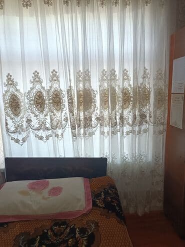 meyve tərəvəz: RT Arxasında körpüdən sağda 2 ci küçədə 2 mərtəbəli 8 otaqlı həyət evi — 19