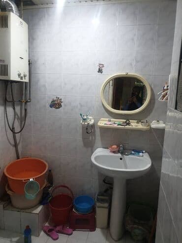 ucuz evlər satış: Bakı, 4 otaqlı, Köhnə tikili, m. Həzi Aslanov, 100 kv. m — 10