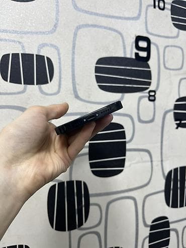 iphone 14 dubai: IPhone 14 Pro, 128 GB, Qara, Face ID — 5