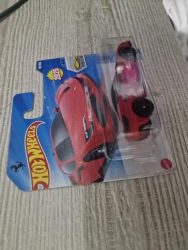 cd disk: Ferrari, 2025 il, 1:64, Dəmir, Ödənişli çatdırılma — 2