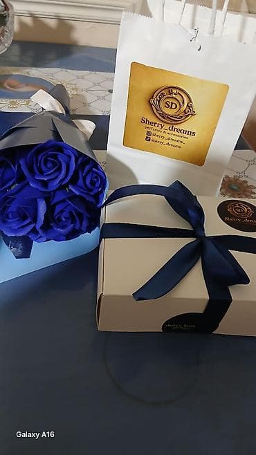 Hədiyyə qutusu – Sherry_dreams (perfumes & accessories) Tərkib: -