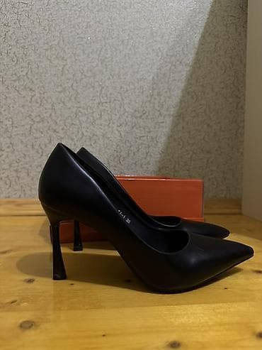 sambo ayaqqabı: Qadın klassik dəri tufli - Rəng: qara - Model: şpilyonka dabanlı — 1
