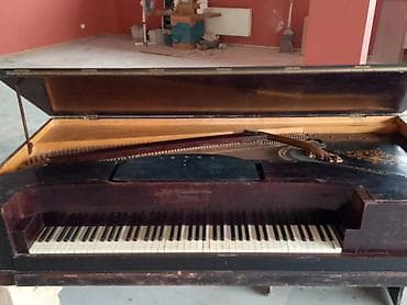 piano kuban: Antik “Wilh. Ritmüller & Sohn, Göttingen” fortepiano - — 1