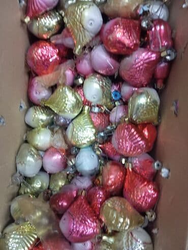 двери стеклянные: Первое фото по 4м.другие фото по 2м все игрушки стеклянные şüşə yolka — 7