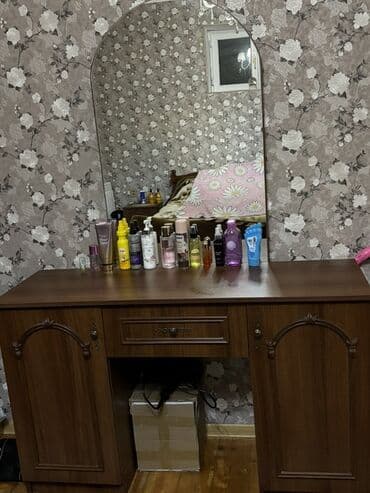 Кровати: 2 односпальные кровати — 5