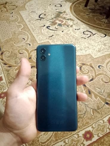 honor 8s ekran: Samsung Galaxy A04s, 64 GB, rəng - Göy — 2