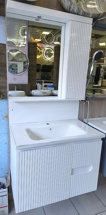 Hamam mebeli dəsti – güzgülü şkaf və lavabo ilə - Rəng: ağ - Dizayn
