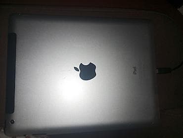 iped pro m2: İşlənmiş Apple iPad 2 (2011), 9,7", < 64 GB, Ünvandan götürmə — 2