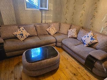 islenmis taxtlar: Künc divan, İşlənmiş, Açılmayan, Bazasız, Parça — 1