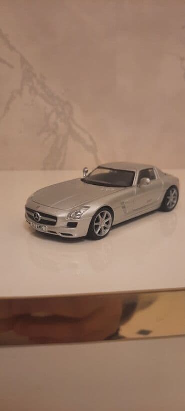pul daxılı: Mercedes, 2008 il, 1:43, Dəmir — 1