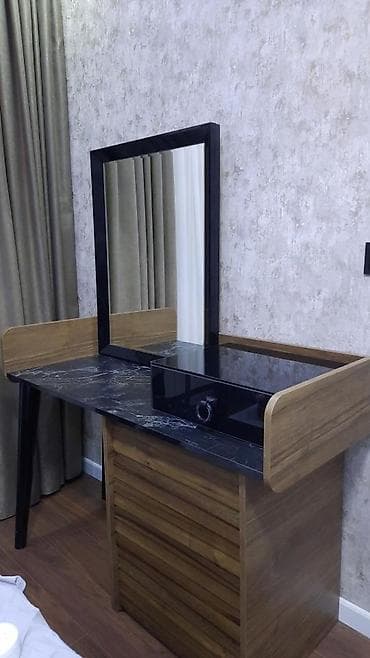 makyaj masa: Açılmayan, Mərmər, Dördbucaq masa — 2