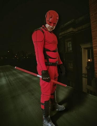 Daredevil kospley kostum Razmer : M-L Boy : 170-180 Botlar daxil