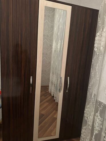 Qarderob, paltar dolabı