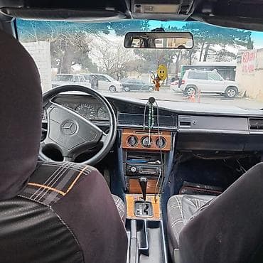 daewoo matiz 2000: Mercedes-Benz 190: 2 l | 1991 il Sedan — 10