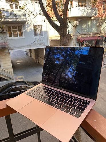 ipad 6 mini: İşlənmiş Apple MacBook, 13.3 ", Apple M1, 128 GB, Ünvandan götürmə, Ödənişli çatdırılma, Rayonlara çatdırılma — 1