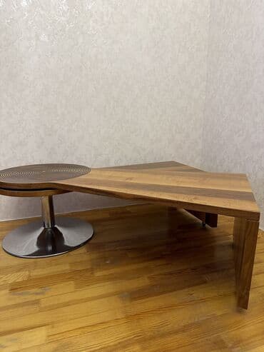 столик из двигателя: Jurnalniy masa. Mdf material. Problemi yoxdur. Cox funksional masadir — 1