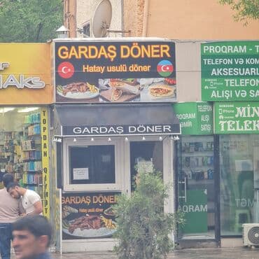 tibb universiteti yaninda kiraye evler: Sumqayitin tammm göbəyi̇ndə mərkəzi̇ bazarin düz yaninda,əhali̇ni̇n — 9