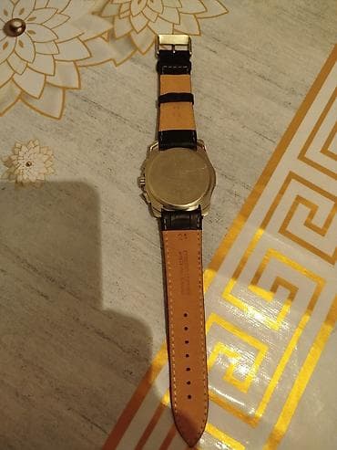 qizil sat: Qol saatı, Casio, rəng - Gümüşü — 4