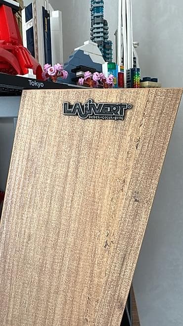 Lanvert uşaq/gənc otağı üçün mebel dəsti Tərkib: - Yazı/iş masası — 3