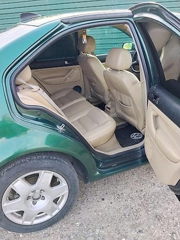 volkswagen drom: Volkswagen Bora/Jetta (Mk4) sedan Xüsusiyyətlər: - : Təcili — 7