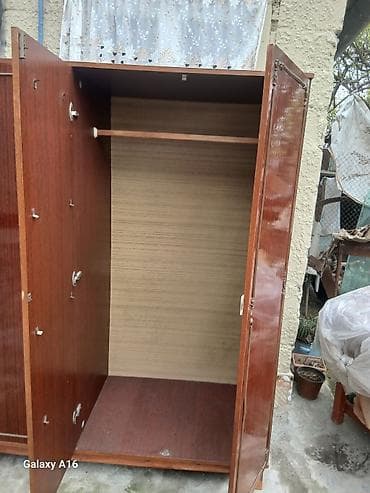 taxt kiravat: İşlənmiş, 3 qapılı, Qəhvəyi, Taxta, Açılan, Düz dolab — 4