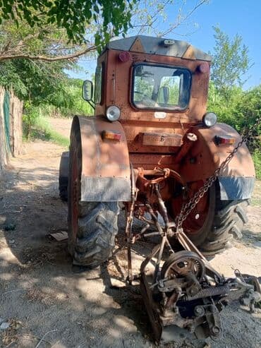 диски на авто бмв: Kənd təsərrüfatı işləri üçün nəzərdə tutulmuş narıncı rəngli traktor — 5