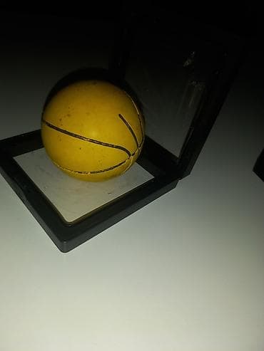 Boks kisələri: Sarı rəngli mini basketbol formalı stress topu - Material: yumşaq — 3