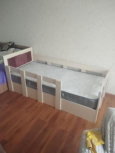 kohne mebeller: Oğlan və qız üçün, Çarpayı, Bazasız, Matrassız, Siyirməsiz — 1