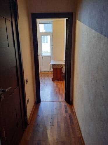 снять квартиру в баку долгосрочно: Kirayə verilir. Ev kristal 1-in girişində yerləşir .Bütün əşyaları — 20
