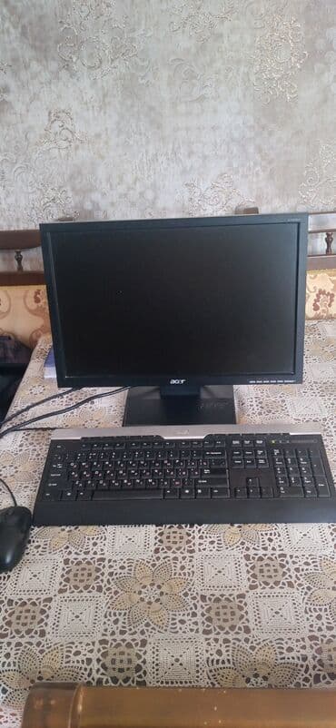 notebook hdd 1tb: Acer monitoru, Krauler sistem bloku, klaviatura və siçandan ibarət — 1