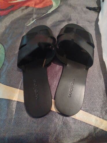 yun qadın şap şapları: Ölçü: 37, rəng - Qara, İşlənmiş — 1