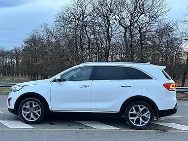 maşin satşi: Kia Sorento – ağ rəngli, şəhər və uzun məsafələr üçün geniş və — 4