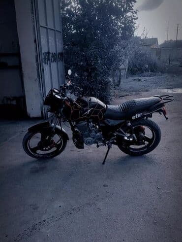 disk təkər type 0 per page 40: Sport tipli yol motosikleti – “efir” loqolu model. Xüsusiyyətlər: - — 1