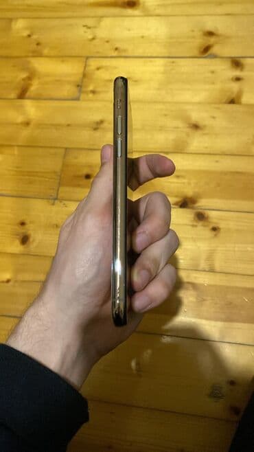 Geely: IPhone Xs, Золотой, Face ID — 1