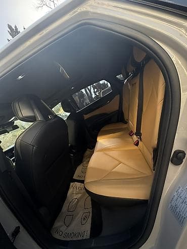 farsunka nədir: Changan Uni-V: 1.5 l | 2023 il 68000 km Sedan — 6