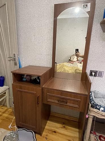 mebel aksesuari: Açılmayan, Laminat, Dördbucaq masa — 1