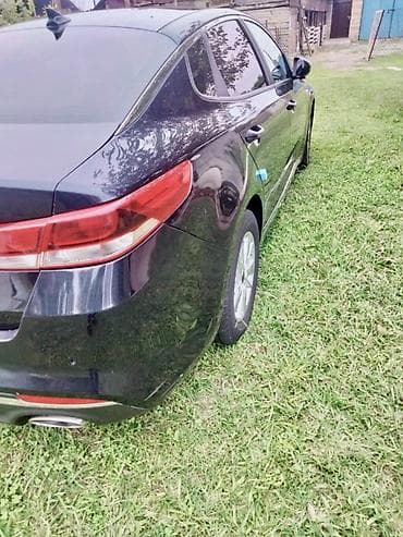 kia sephia 1996: Kia Optima: 2 l | 2017 il Sedan — 10