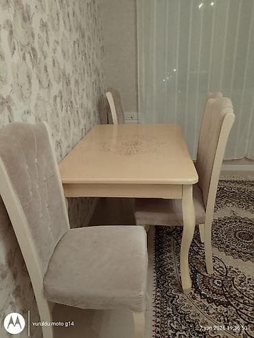 İşlənmiş, 4 stul