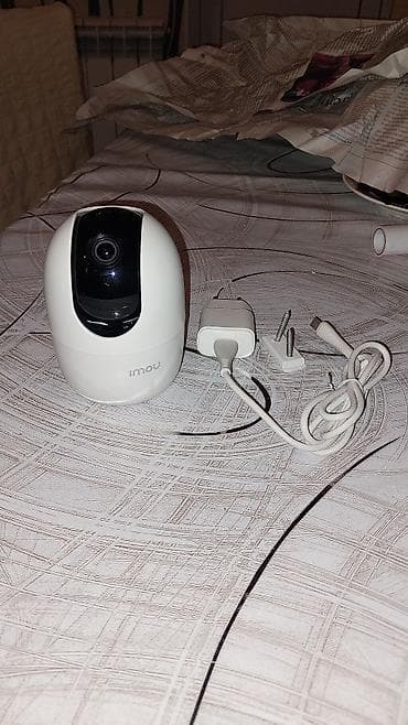 tavan ventilyatoru: IMOU daxili IP kamera Xüsusiyyətlər: - 360° fırlanan PTZ konstruksiya — 3