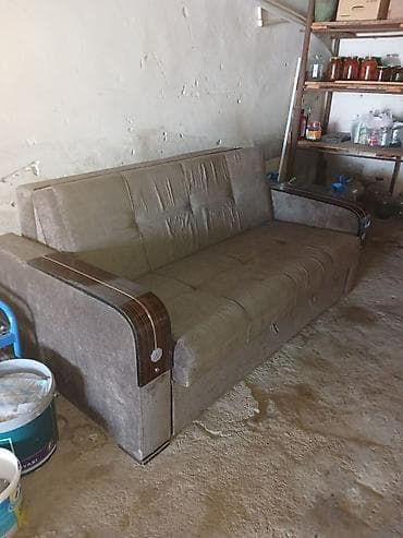 Di̇van-kravat, Açılan, Bazalı, Parça — 1