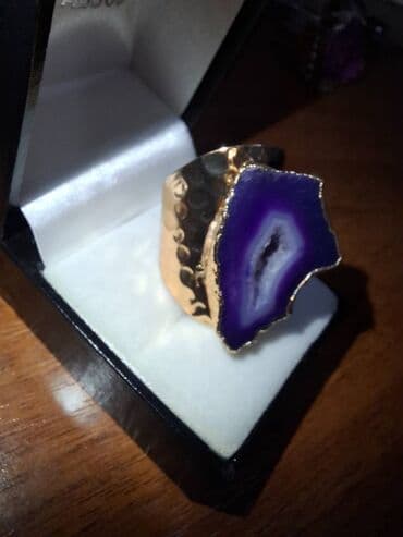 qizil halqa qolbaqlar: Bijuteriya
Teze.
Бижутерия. Кольца перстни. Все новое. В наличии — 6