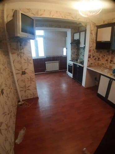 lənd kuruzer ucun led işıq lupası hardan tapmaq olar: Bakı, 2 otaqlı, Köhnə tikili, m. Həzi Aslanov, 60 kv. m — 5