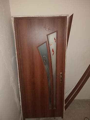 Məhəccərlər: Taxta interyer qapısı - Material: ağac əsaslı (laminat/folqa üzlü) - — 1