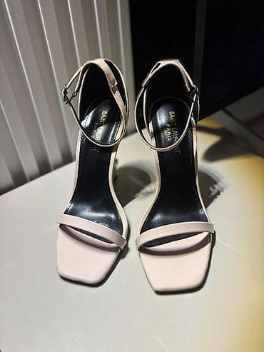 ysl ayaqqabı: Yenidir.95Azn alınıb,15Azn satılır.1 dəfə geyinilib.36 ölçüdür — 4