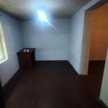 Binəqədi qəs. 3 otaqlı, 100 kv. m, Orta təmir — 9