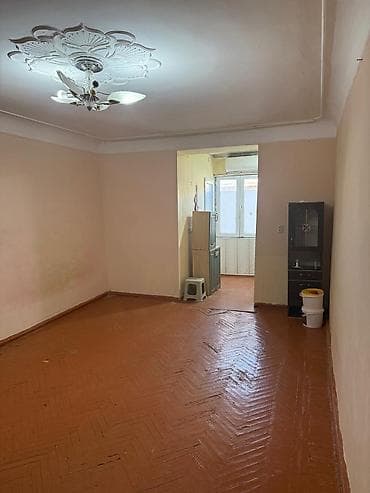 enzesde satilan evler: Salam. Opişteldi. Sumqayıt İnşatçılar kuçəsi. 9 nöm məktəbin yanı — 2