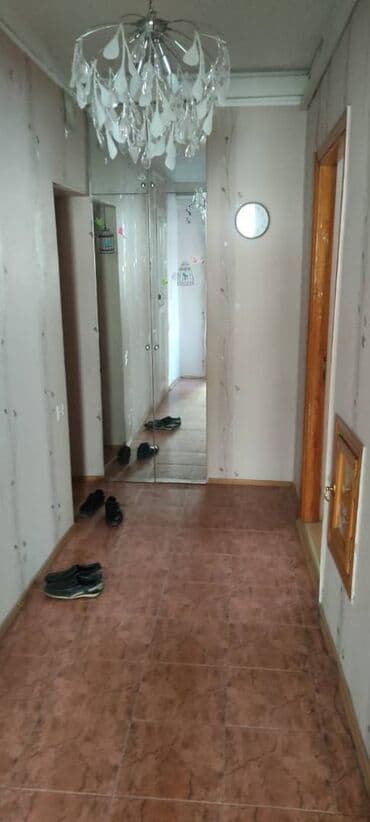 qubada evler kredit: Bakı, 4 otaqlı, Köhnə tikili, m. 28 may, 80 kv. m — 4