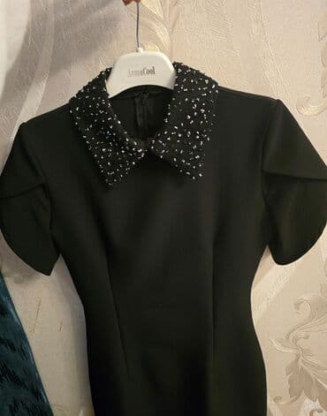 Paltar 1 dəfə geyinilib.Təzədir.36 razmerdir.S-XS razmerdir.Bel — 2