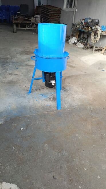 купить измельчитель сена бу: Salam ot çəkən saman ot yonca çəkirmator mis sarğı dı 3 kw liq matordu — 1