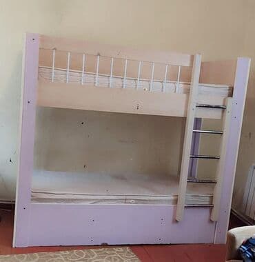 Oğlan və qız üçün, İşlənmiş, Çarpayı, Matras ilə, Siyirməsiz, Taxta